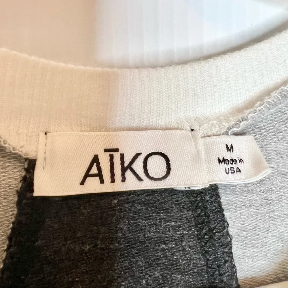 AIKO Colorblock Sweatshirt. Size Medium‎ - Picture 9 of 11